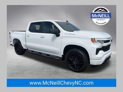 New 2026 Chevrolet Silverado 1500 RST w/ RST Select Package AWD/4WD image 1