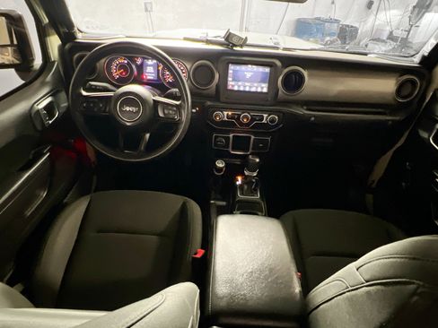 Used 2020 Jeep Gladiator Sport AWD/4WD image 30