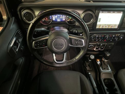 Certified 2022 Jeep Wrangler Unlimited Sahara w/ Cold Weather Group AWD/4WD image 13