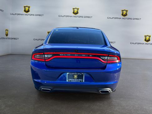 Used 2021 Dodge Charger SXT w/ Leather Interior Group RWD image 4