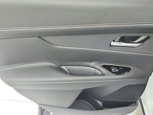 New 2025 Nissan Murano SL image 32