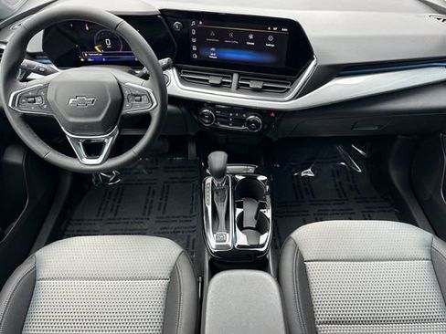 New 2026 Chevrolet Trax LT w/ Midnight Edition image 18