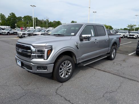 New 2025 Ford F150 Lariat w/ Equipment Group 501A Mid image 6
