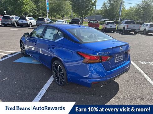 New 2025 Nissan Altima 2.5 SR image 5