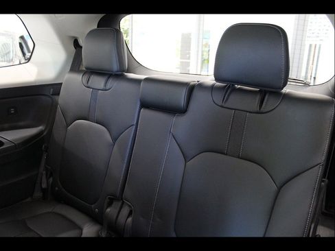 Certified 2025 Honda Pilot EX-L image 19