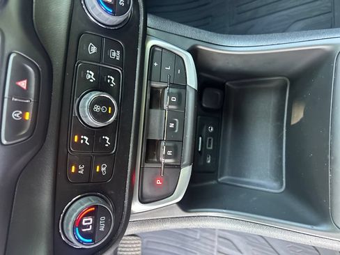 Used 2022 GMC Terrain SLE w/ Driver Convenience Package FWD image 27