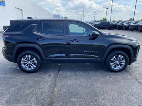 New 2025 Chevrolet Equinox LT image 8