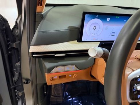 Used 2025 Genesis GV80 3.5T Prestige image 14