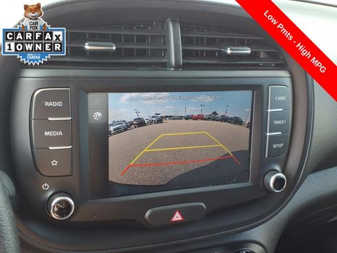 Used 2024 Kia Soul LX w/ Option Group 015 FWD image 17