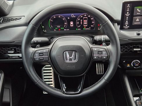 Used 2025 Honda Accord Sport image 20
