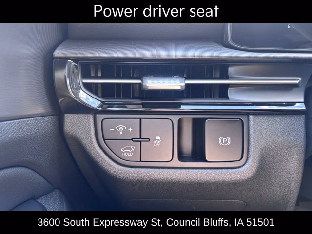 Used 2026 Kia Sportage EX FWD image 21