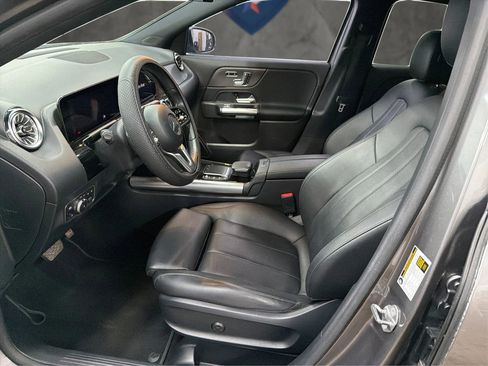 Used 2022 Mercedes-Benz GLA 250 w/ Premium Package Lite image 12