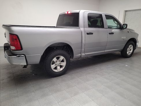 Used 2022 RAM 1500 Classic SLT AWD/4WD image 10