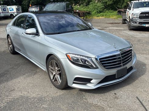 Used 2016 Mercedes-Benz S 550 4MATIC Sedan image 5