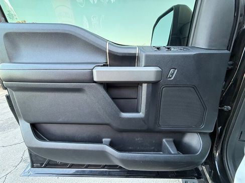 Used 2018 Ford F150 Raptor w/ Equipment Group 801A Mid image 23