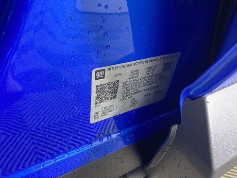 New 2026 Chevrolet Equinox EV LT image 31