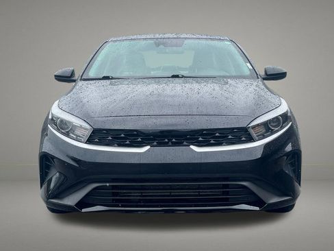 Used 2022 Kia Forte LXS FWD image 9