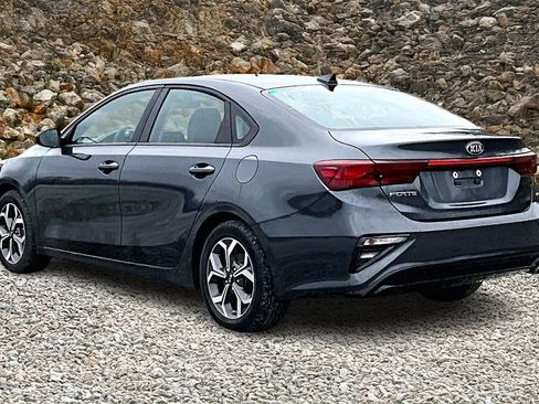 Used 2020 Kia Forte LXS image 10