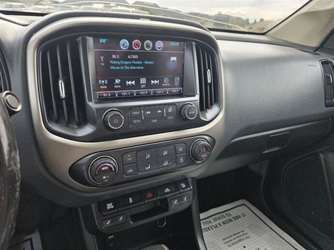 Used 2017 Chevrolet Colorado Z71 AWD/4WD image 13