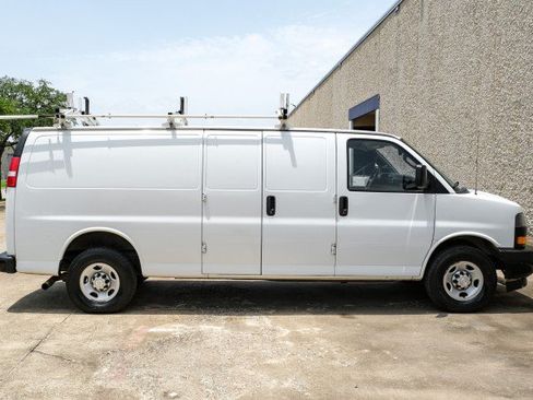 Used 2019 Chevrolet Express 2500 Extended w/ Driver Convenience Package RWD image 8