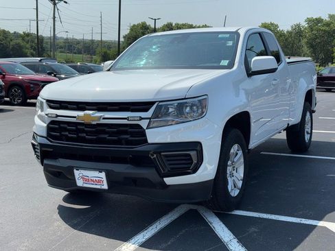 Used 2022 Chevrolet Colorado LT w/ Fleet Safety Package RWD image 8