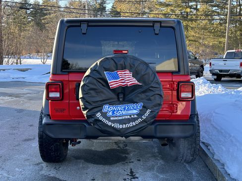 Used 2021 Jeep Wrangler Unlimited Sport image 8