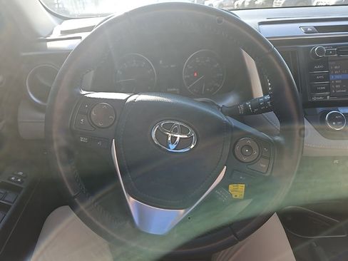 Used 2017 Toyota RAV4 XLE image 18
