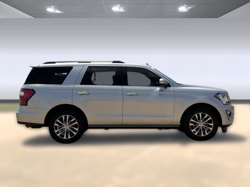 Used 2018 Ford Expedition Limited w/ Equipment Group 301A RWD image 8