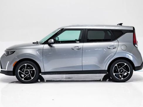 Certified 2024 Kia Soul EX FWD image 28