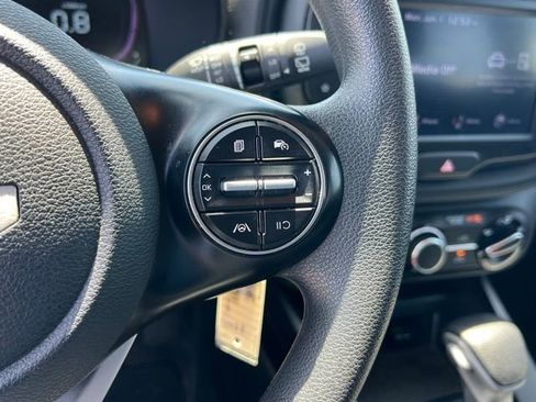 Certified 2023 Kia Soul LX w/ LX Technology Package FWD image 17