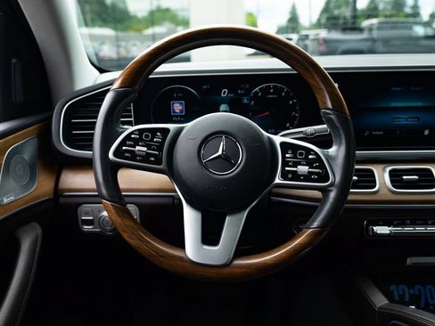 Used 2020 Mercedes-Benz GLE 450 4MATIC image 11