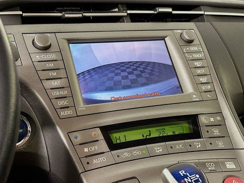 Used 2013 Toyota Prius Four image 18