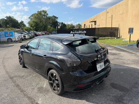 Used 2013 Ford Focus ST FWD image 3