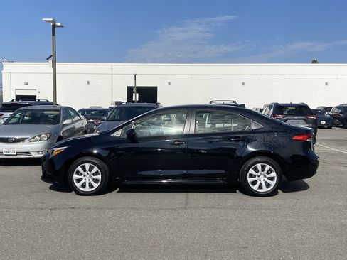 Used 2026 Toyota Corolla LE FWD image 2