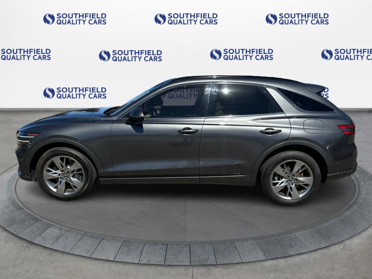 Used 2022 Genesis GV70 3.5T Sport w/ Sport Advanced Package AWD/4WD image 3