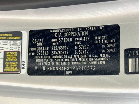 Used 2023 Kia Carnival LX w/ Paint Protection Package FWD image 31