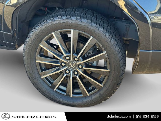 Used 2024 Lexus GX 550 w/ Accessory Package (2T) AWD/4WD image 9
