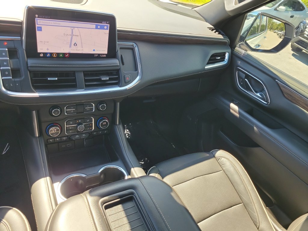Used 2021 Chevrolet Tahoe Premier AWD/4WD image 28