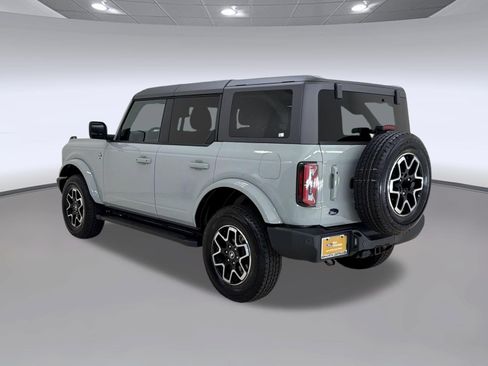 Used 2024 Ford Bronco Outer Banks AWD/4WD image 3