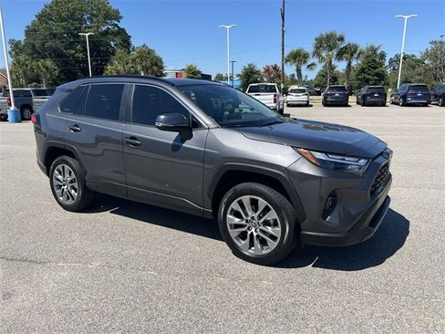 Used 2023 Toyota RAV4 XLE Premium image 2