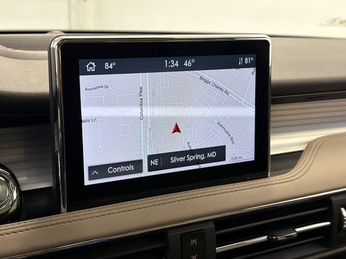 Used 2022 Lincoln Corsair AWD w/ Premium Package image 26