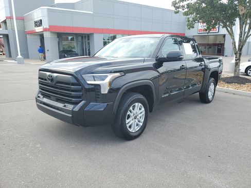 Certified 2024 Toyota Tundra SR5 w/ SR5 Convenience Package AWD/4WD image 2