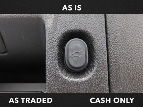 Used 2016 GMC Yukon SLT w/ Open Road Package image 17