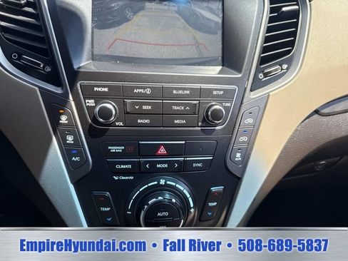 Used 2018 Hyundai Santa Fe SE w/ Cargo Package AWD/4WD image 24