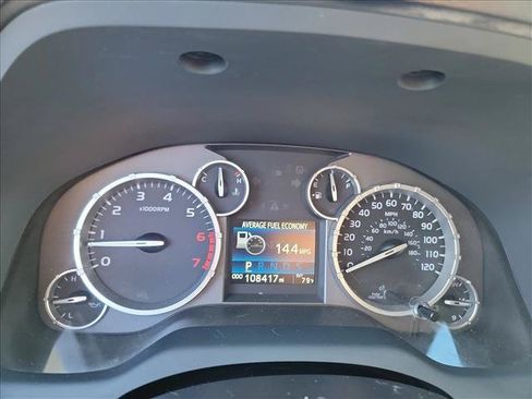 Used 2017 Toyota Tundra SR5 w/ SR5 Upgrade Package AWD/4WD image 16