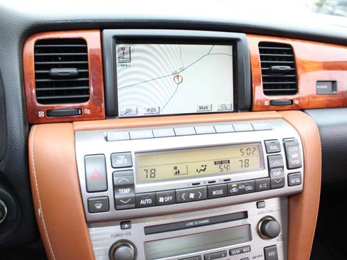 Used 2003 Lexus SC 430 Base 2dr Convertible image 13