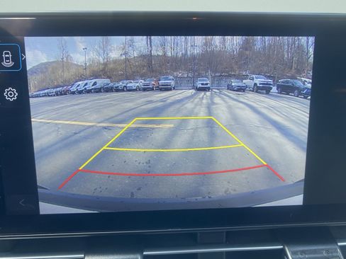 Used 2024 Hyundai Kona SEL image 25