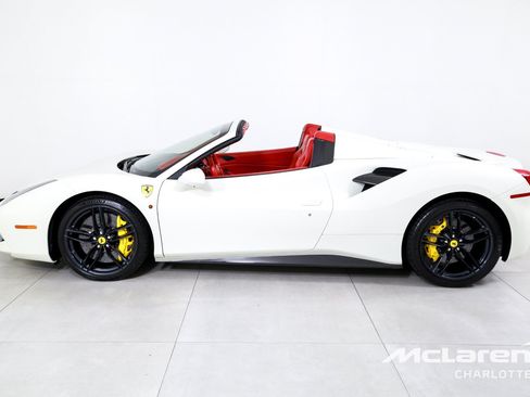 Used 2018 Ferrari 488 Spider RWD image 6