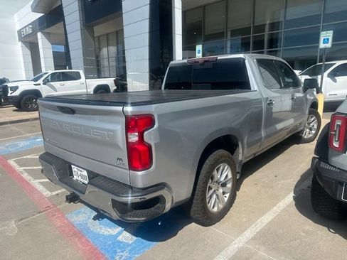 Used 2021 Chevrolet Silverado 1500 LTZ w/ LTZ Premium Package AWD/4WD image 3