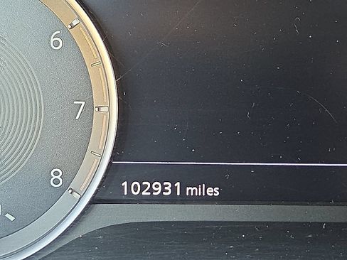 Used 2021 INFINITI QX50 Luxe AWD/4WD image 23